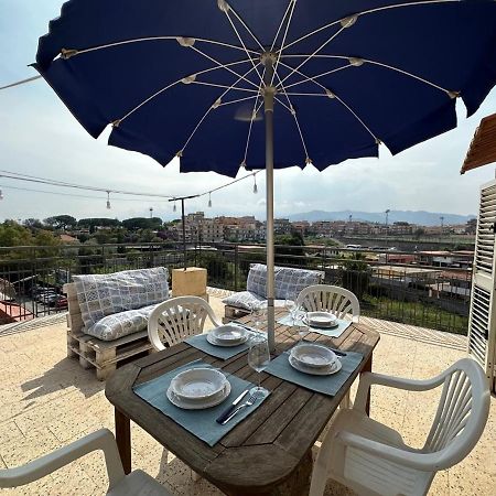 Attico Di Giggia Leilighet Giardini Naxos Eksteriør bilde