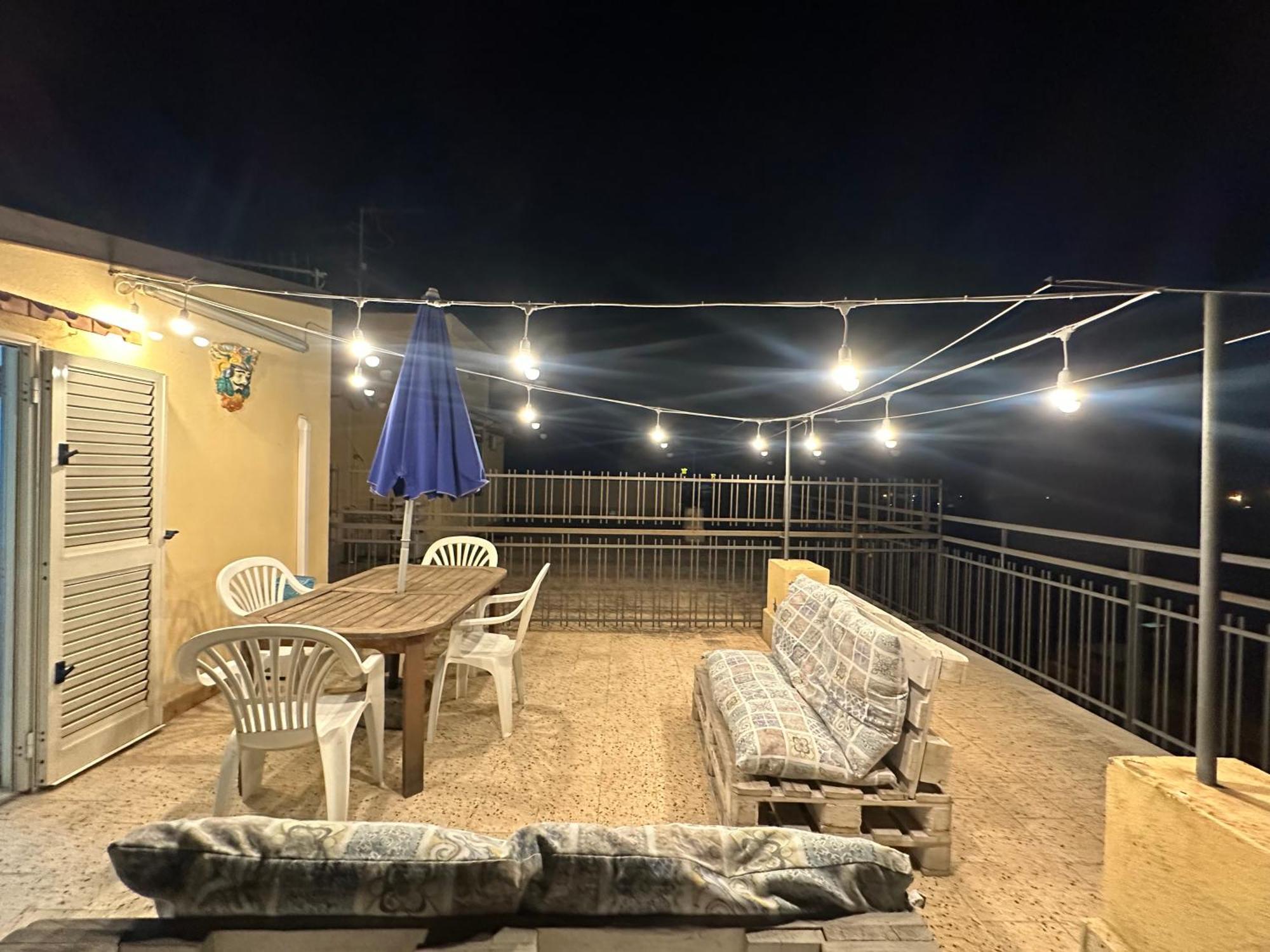 Attico Di Giggia Leilighet Giardini Naxos Eksteriør bilde